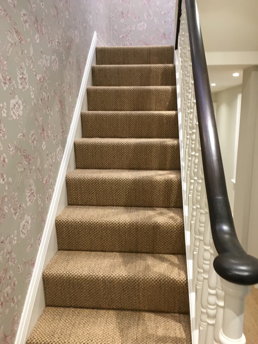 Beautiful Stair Runner Border - Image 4